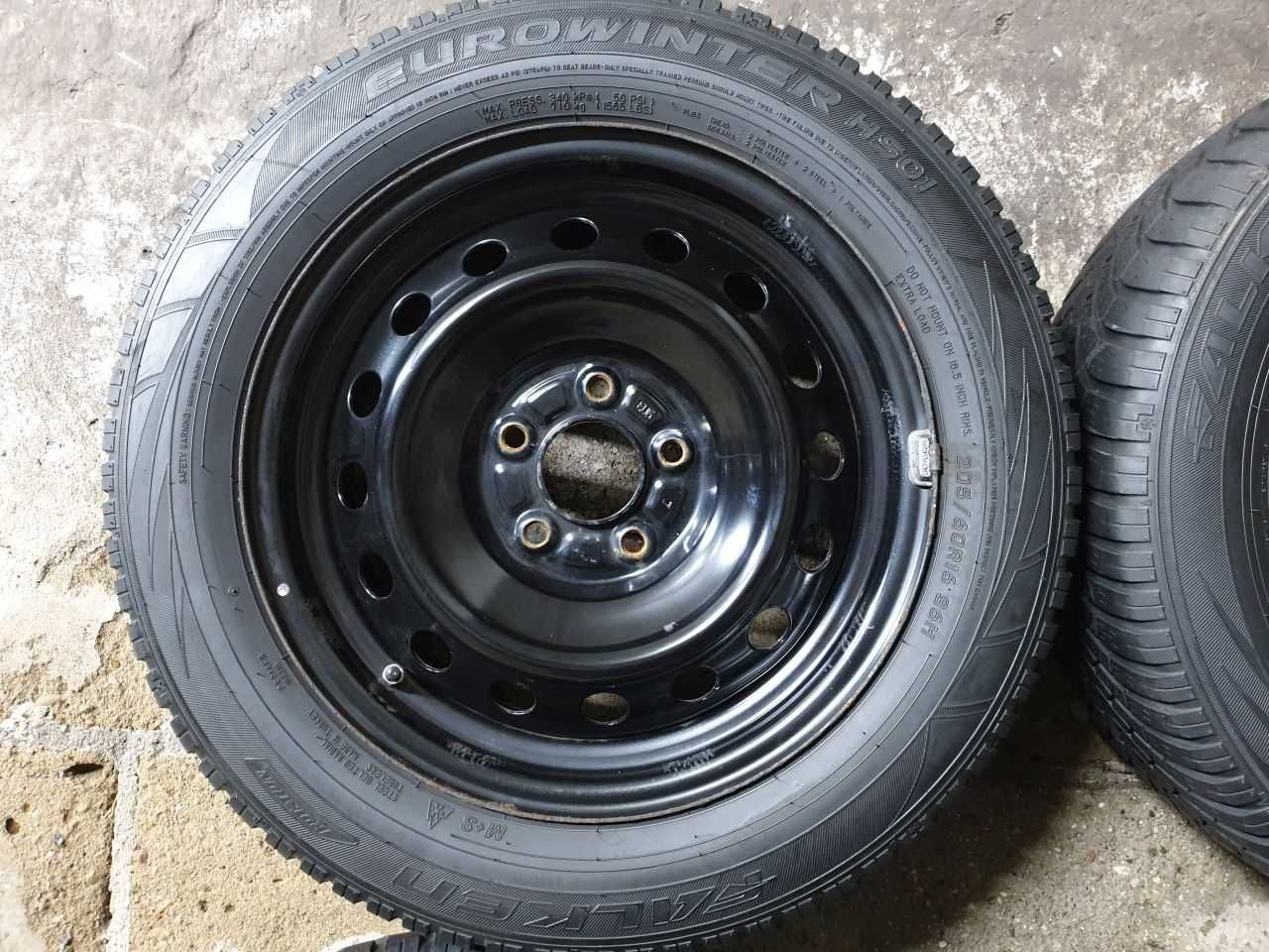 Felgi Stal Hyundai Kia R16 5x114,3 opony zimowe 205/60R16 6,2mm 2019r