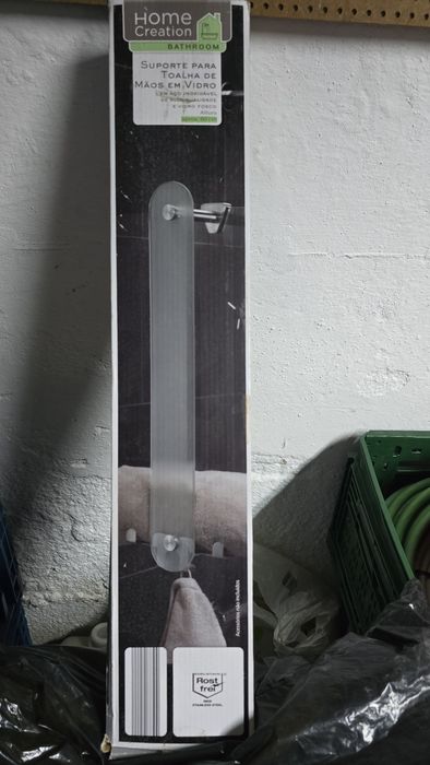 Toalheiro novo/estrear