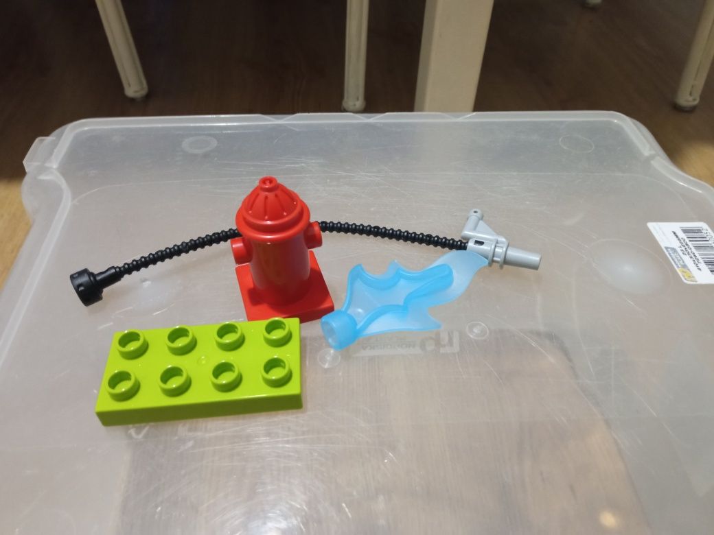 Nowe Lego Duplo hydrant, woda, wąż