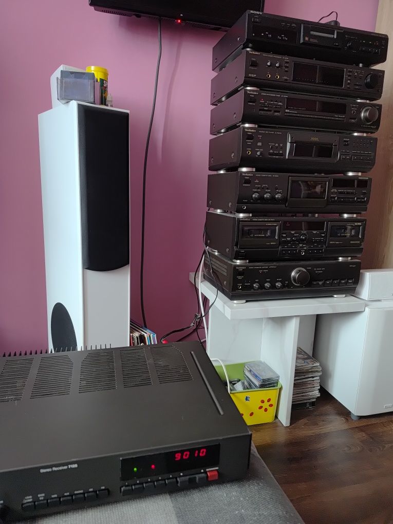 NAD 7125 Amplituner