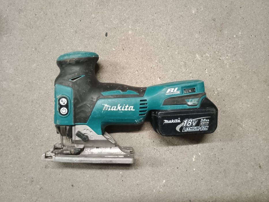 Wyrzynarka akumulatorowa Makita DJV 181 + aku 18 V li-ion