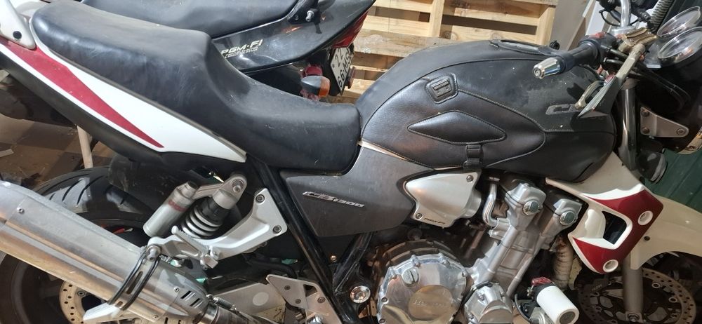 Honda CB 1300 super four