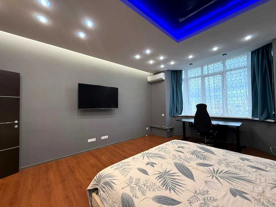 Сдаю в первые квартиру на долгий срок по улице Урловская 16/37