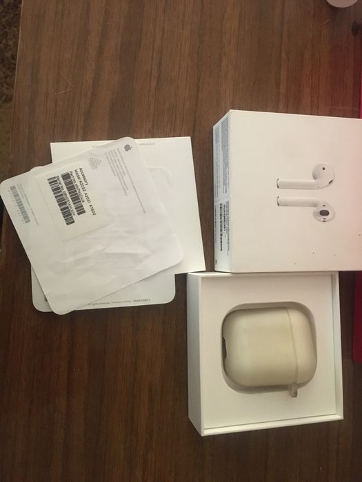 Продам Навушники Apple AirPods