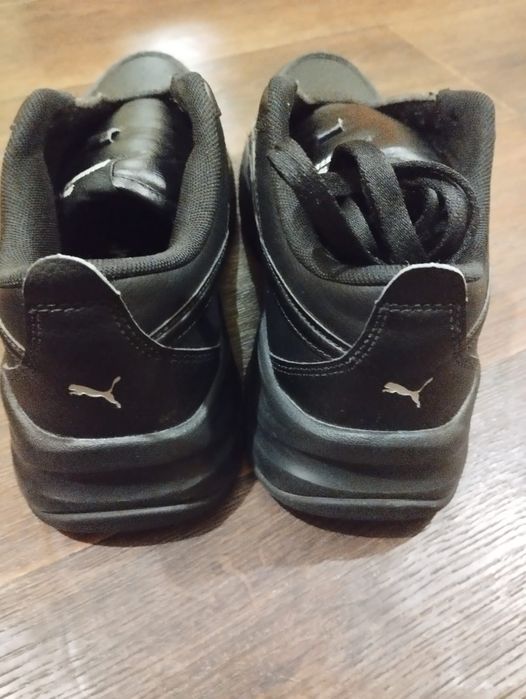 Жіночі кросівки Puma