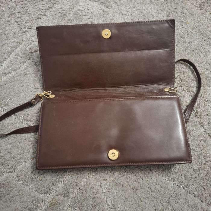 Mala de sra vintage em pele castanha