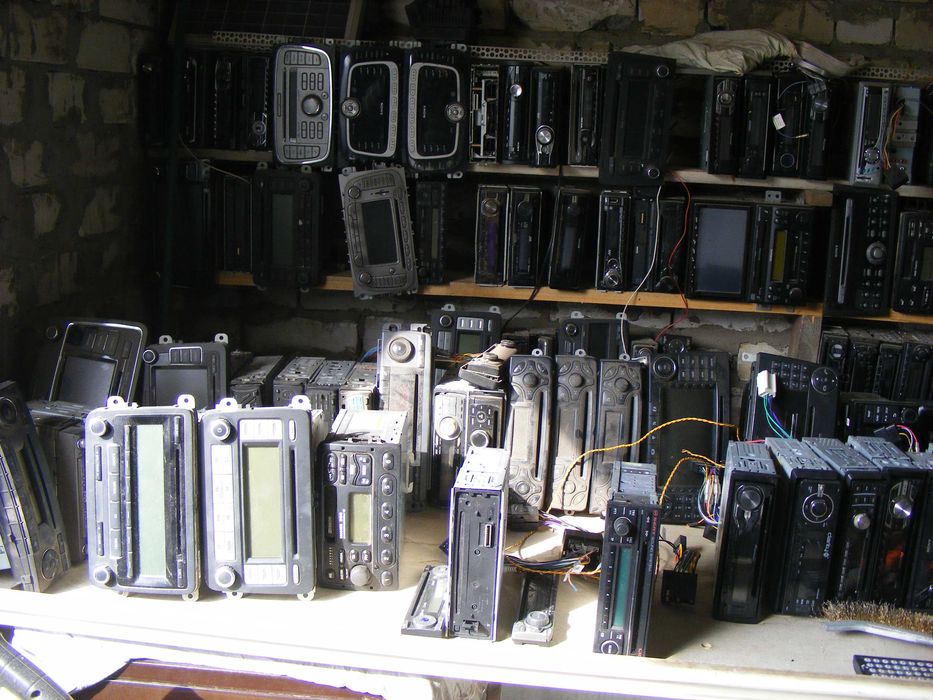 Автомагнітола читати опис