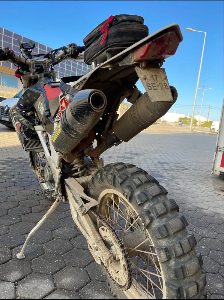 Vendo Aprillia 550