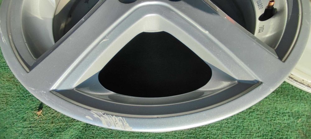 Felgi Aluminiowe Mercedes A B C E Klasa  5x112  6Jx16  ET46  4-szt