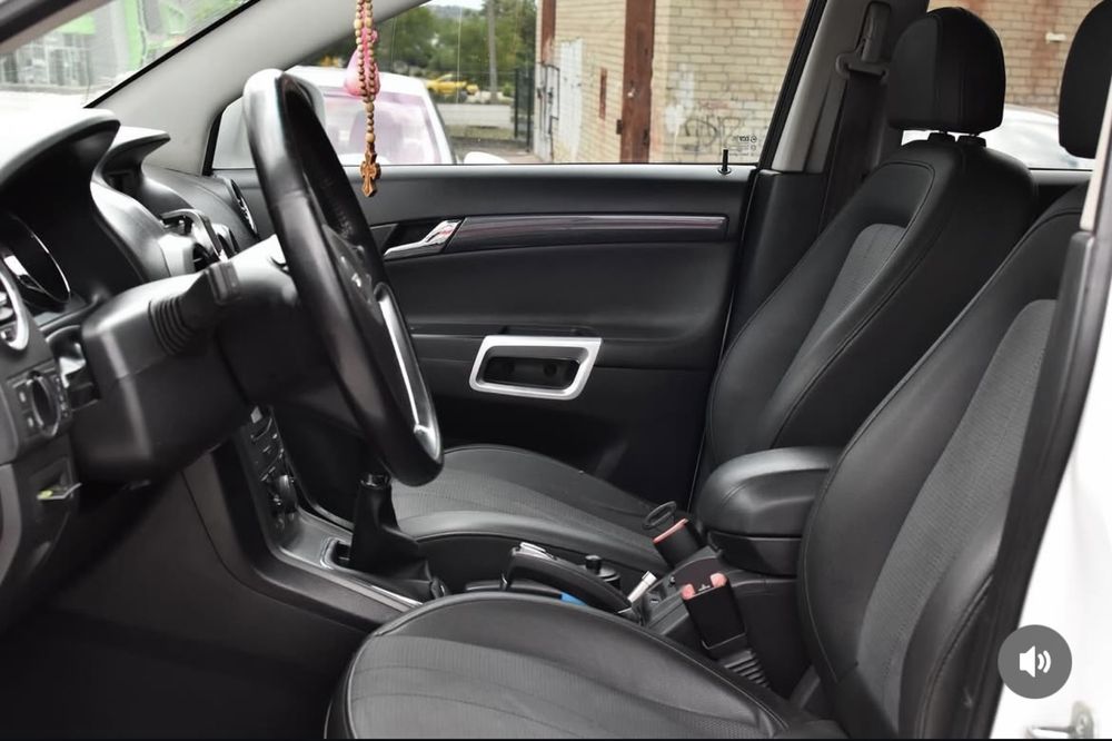 Opel Antara 2010 2,0 дизель 4х4