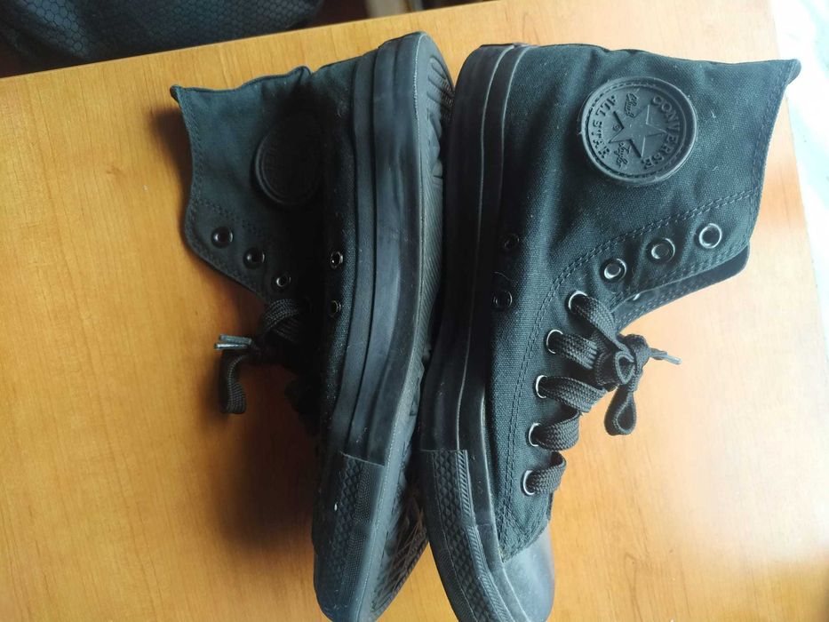 Ténis/ bota CONVERSE ALLSTARS tam 40