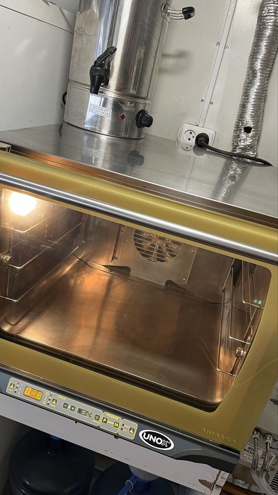 Піч конвекційна UNOX XF 135 ARIANNA пароконвектомат