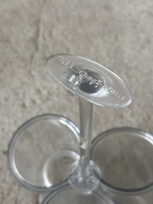 Stojak na butelki alkohole Tri’o Chaudfontaine design modern