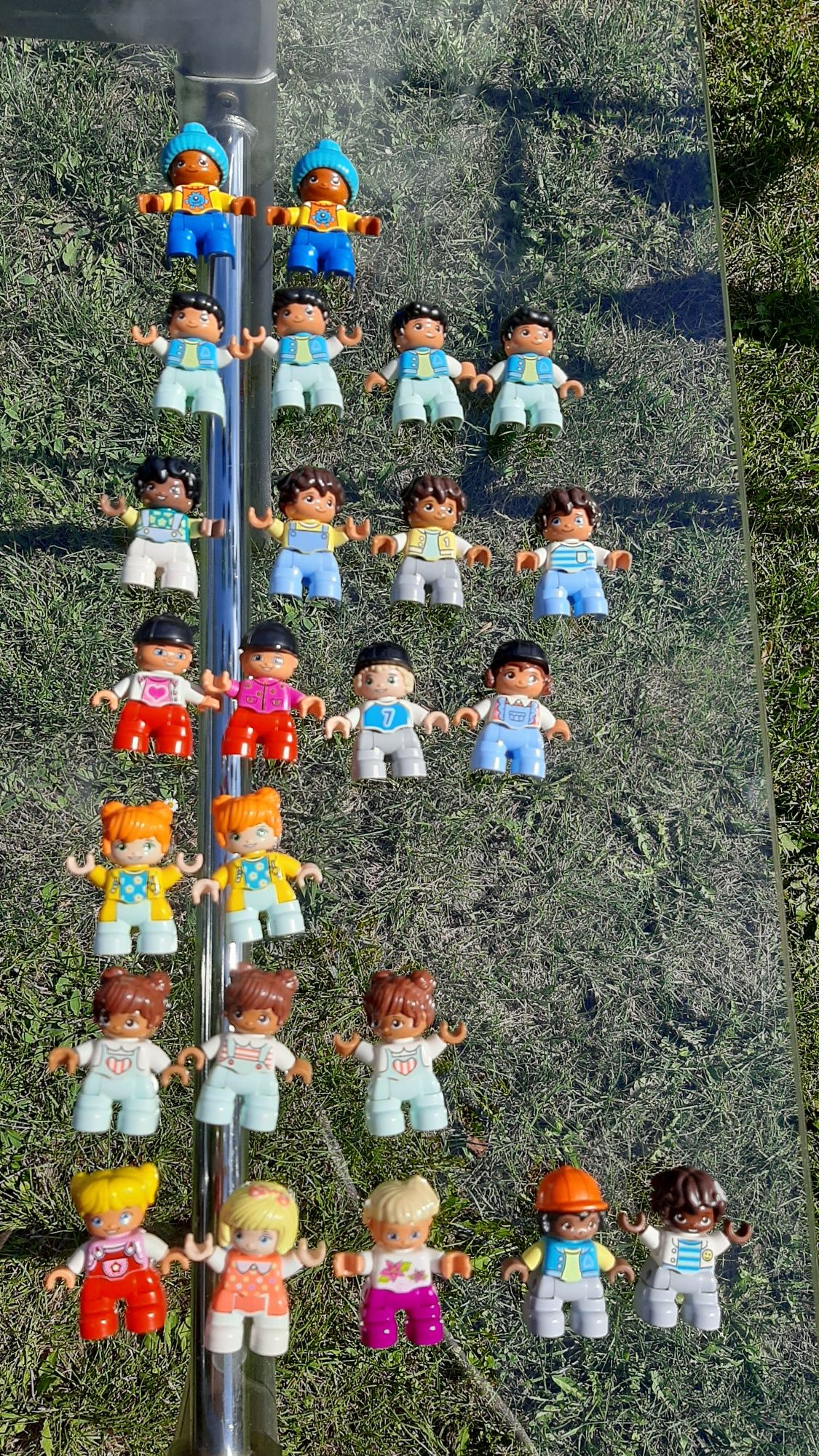 Ponad 90 szt Lego duplo ludziki ludziki