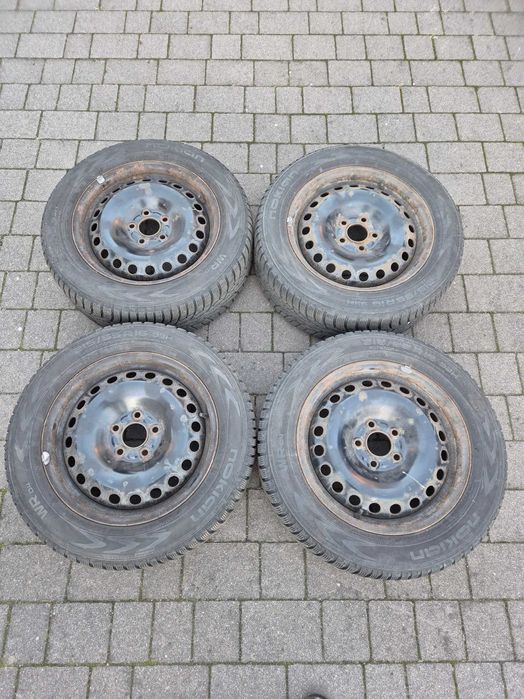 Koła opony zimowe Nokian WR D4 215/55 R16 93 H Ford Volvo