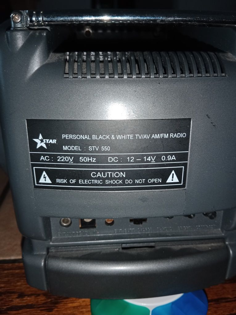 Mini telewizor turystyczny