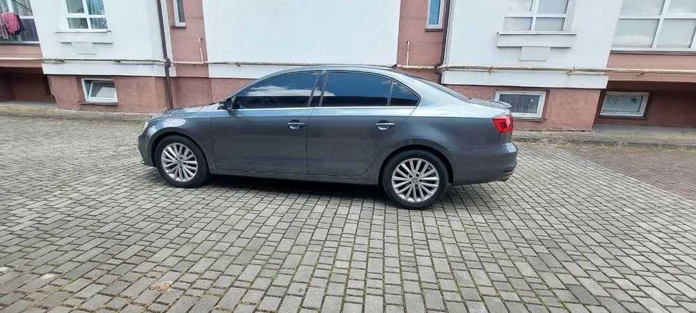 Volkswagen Jetta 2015 1.8 tsi