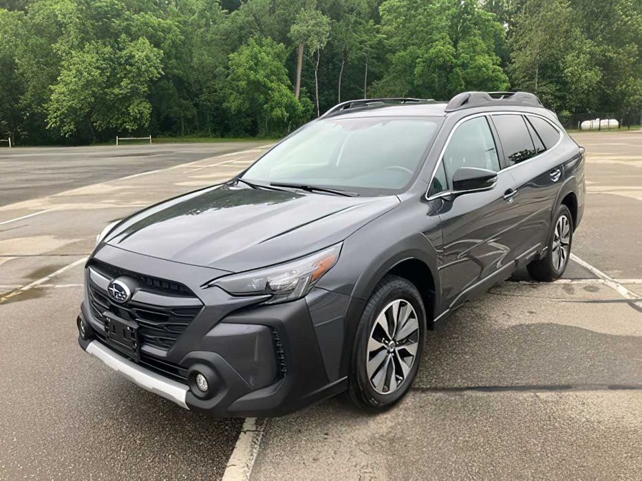 Subaru Outback      2023