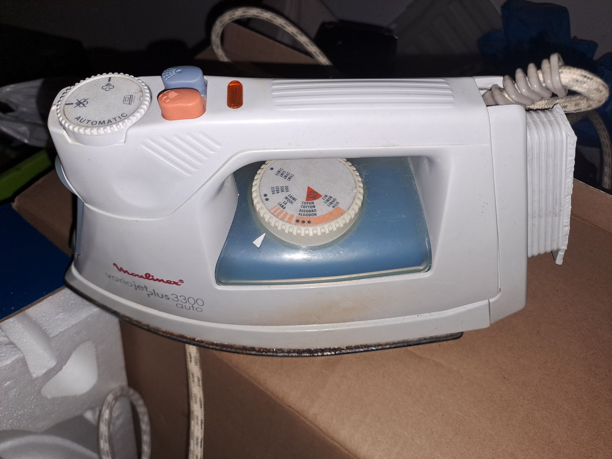 Ferro a vapor Moulinex