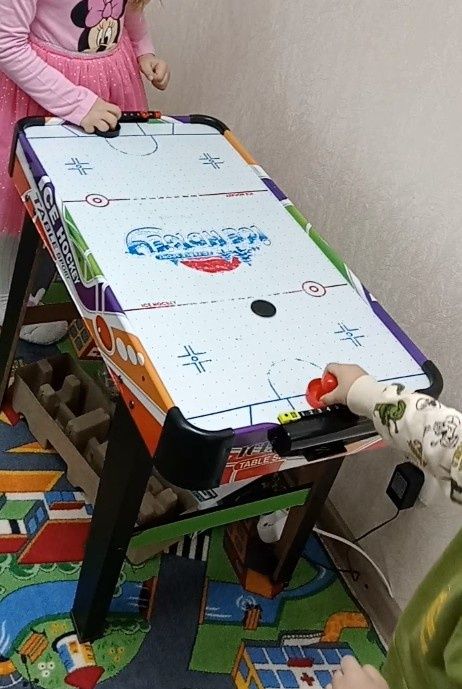 Дитячий настільний хокей