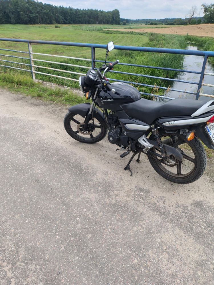 Junak 122f pojemność 125 (150cc)