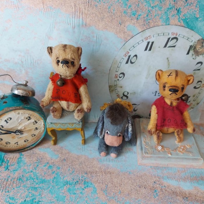 Іграшка ручної роботи тедді