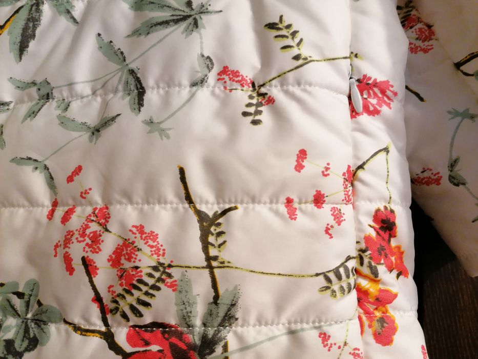 Nowa kurteczka w kwiaty.