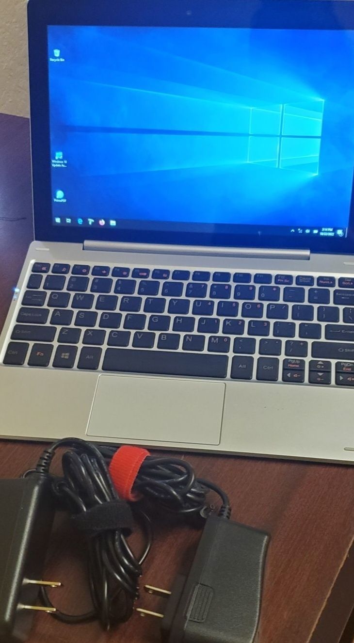 NextBook 10.1" 2-in-1 tablet & laptop w jednym