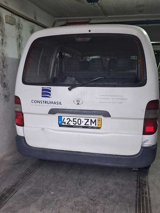 Toyota Hiace 6 lugares