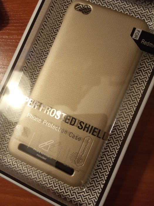 Чехол Nillkin Super Frosted Shield Gold для Xiaomi Redmi 5A