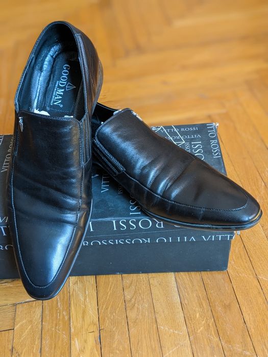 Нові , чоловічі. Натуральна шкіра.