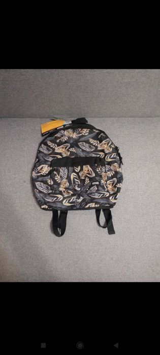 Plecak w liście czarny