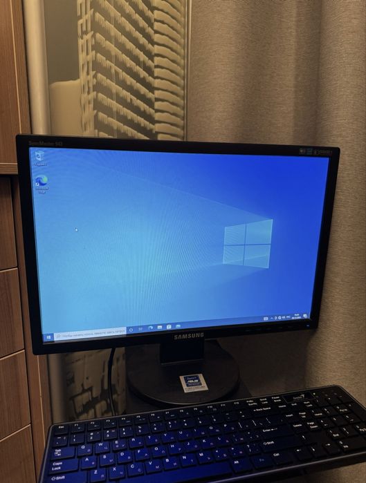 Компʼютер ASUS Vento A8