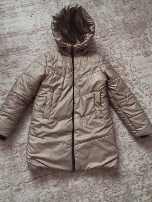 Куртка зимова для дівчинки,ріст 140