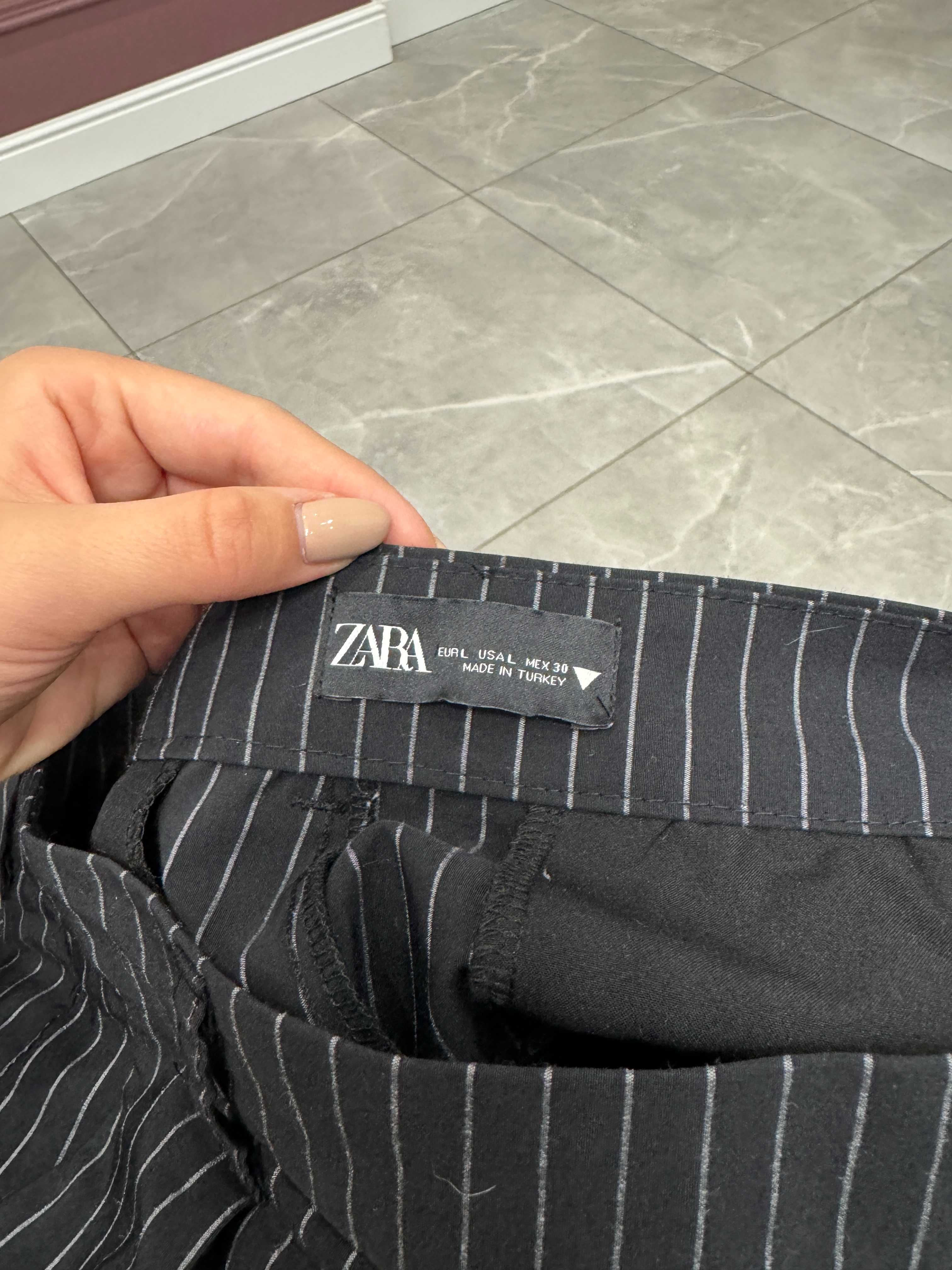 Брюки Zara в смужку (нові)