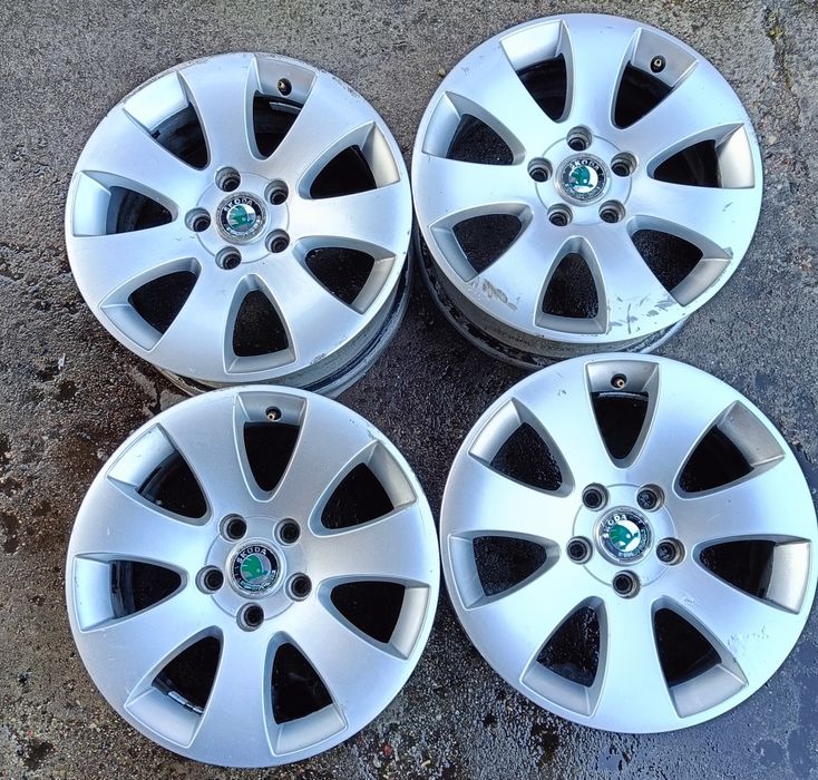 [469] Felgi Alu Ronal 5x112x16 Skoda 
7Jx16