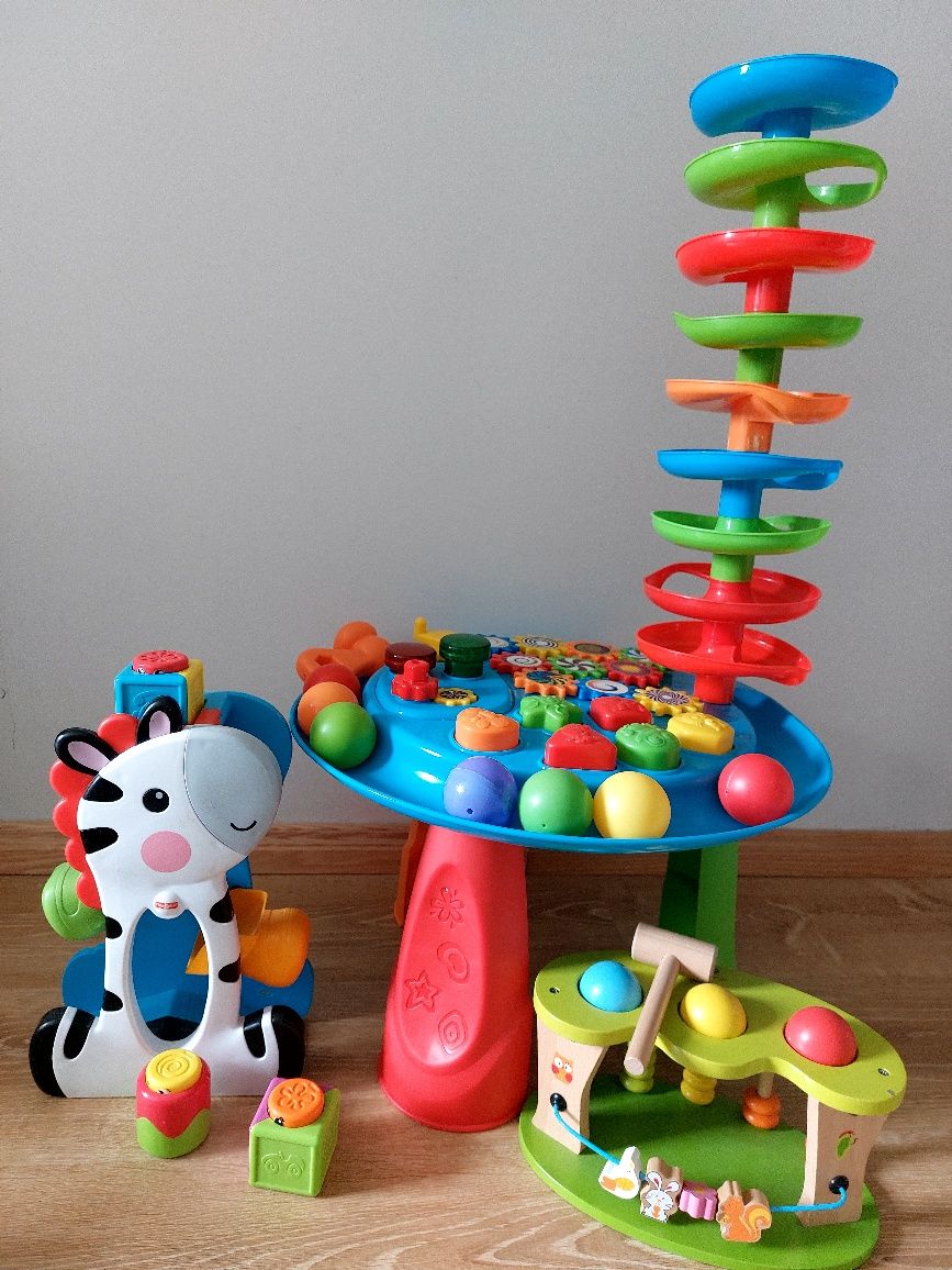 Zabawki dla dzieci stolik aktywizujący z kulodromem,zebra fisher price