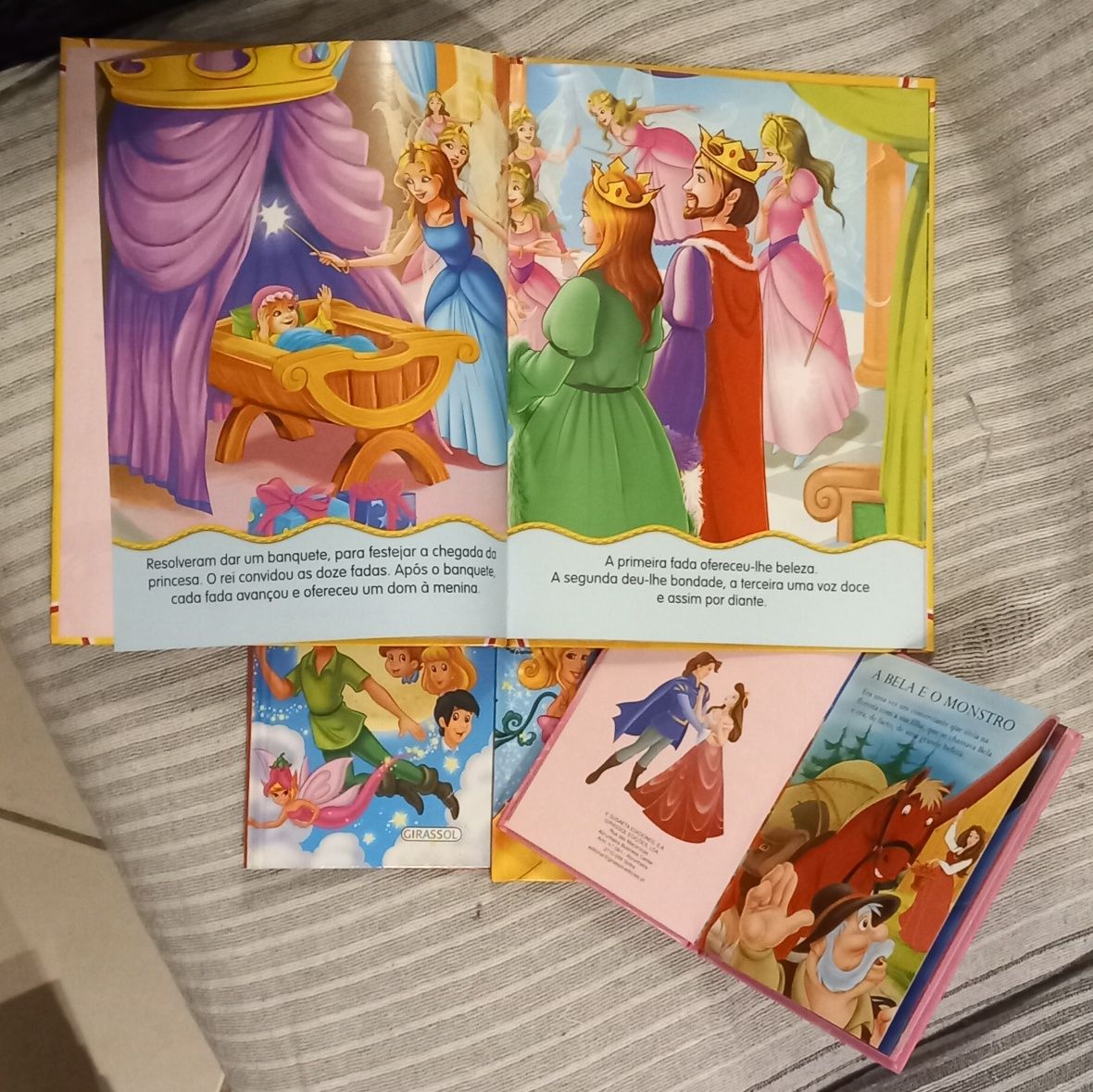 Conjunto de livros infantis novos: €2