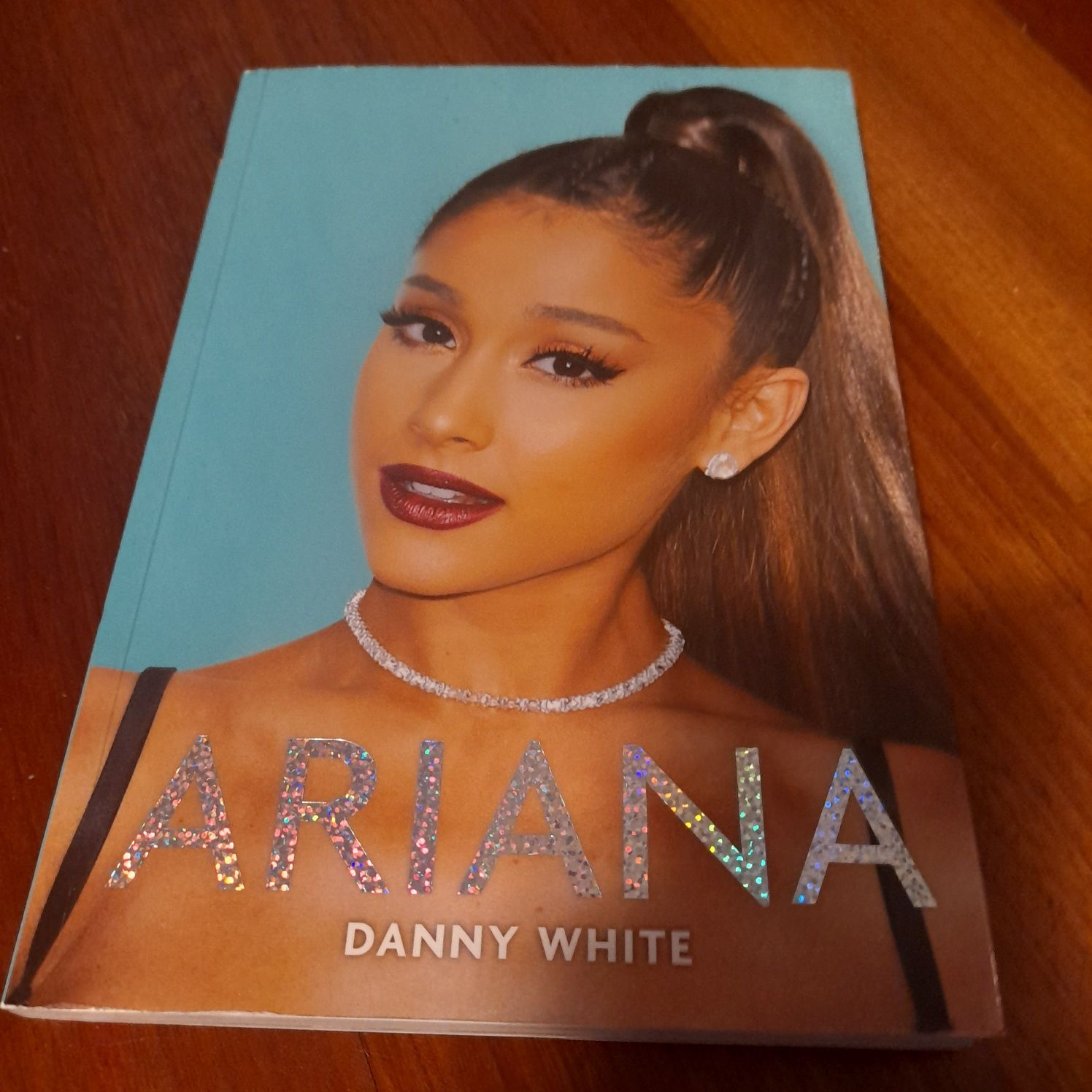 Książka Ariana Grande