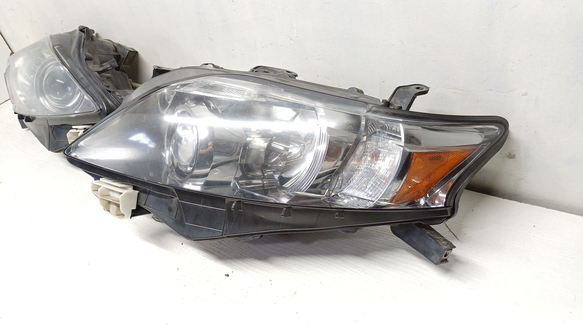 Фара Lexus RX 2009-12 фары левая правая Xenon в сборе
