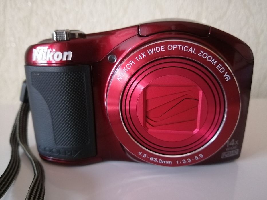 Цифровий фотоапарат Nikon coolpix