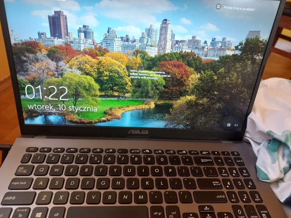 Laptop ASUS X509JA-BQ24 plus 5 gratisów