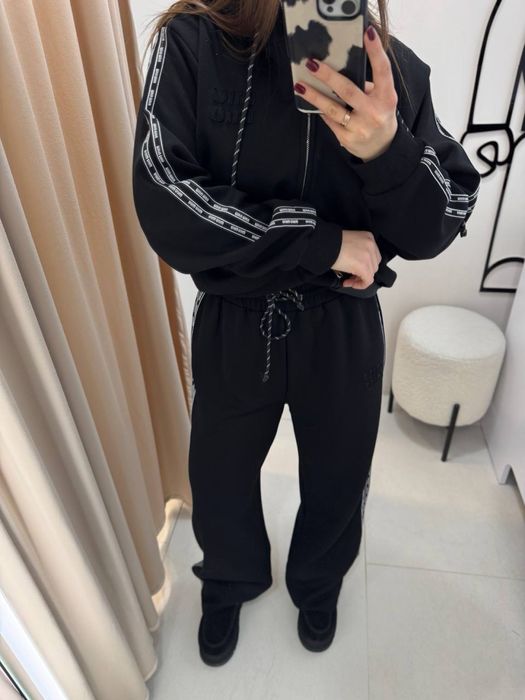 Спортивний костюм miu miu, розмір M/L