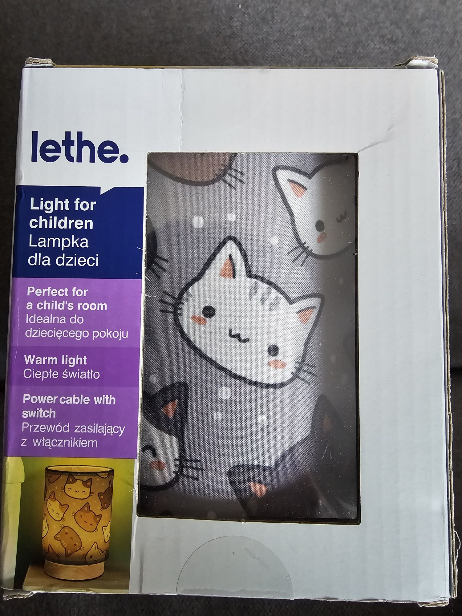 Lampka nocna z motywem kota