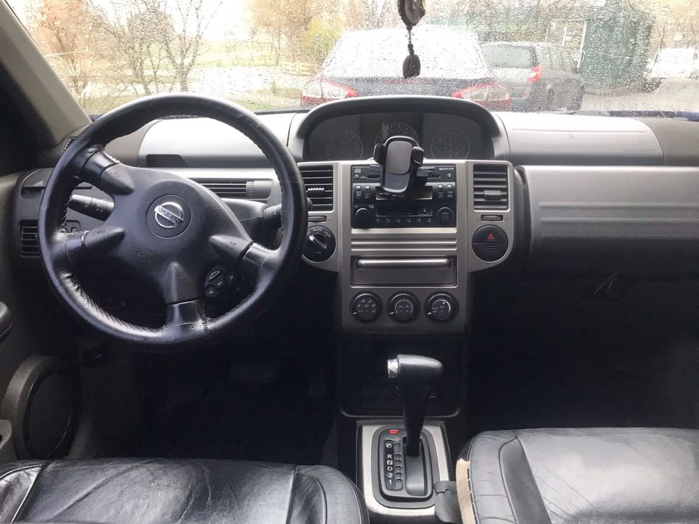 Nissan X-Trail T 30 Автомат, обьем 2,5