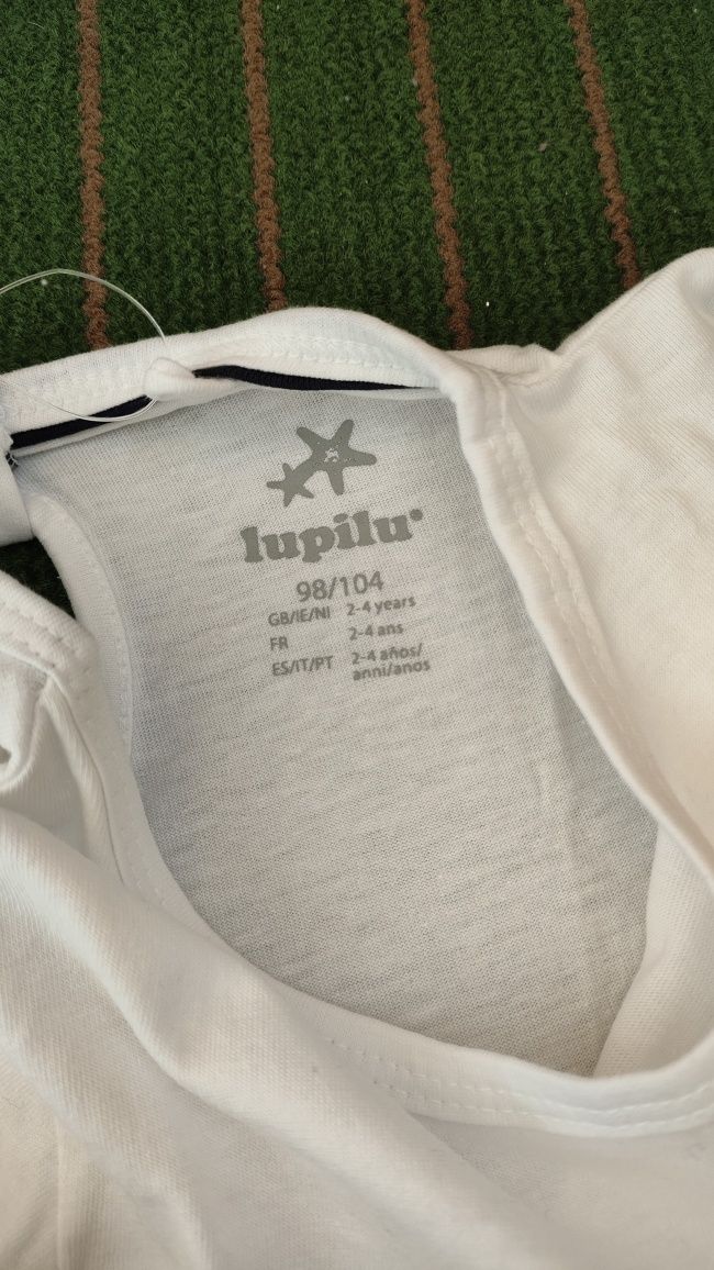 Новая футболка Lupilu для девочки - р.104-110