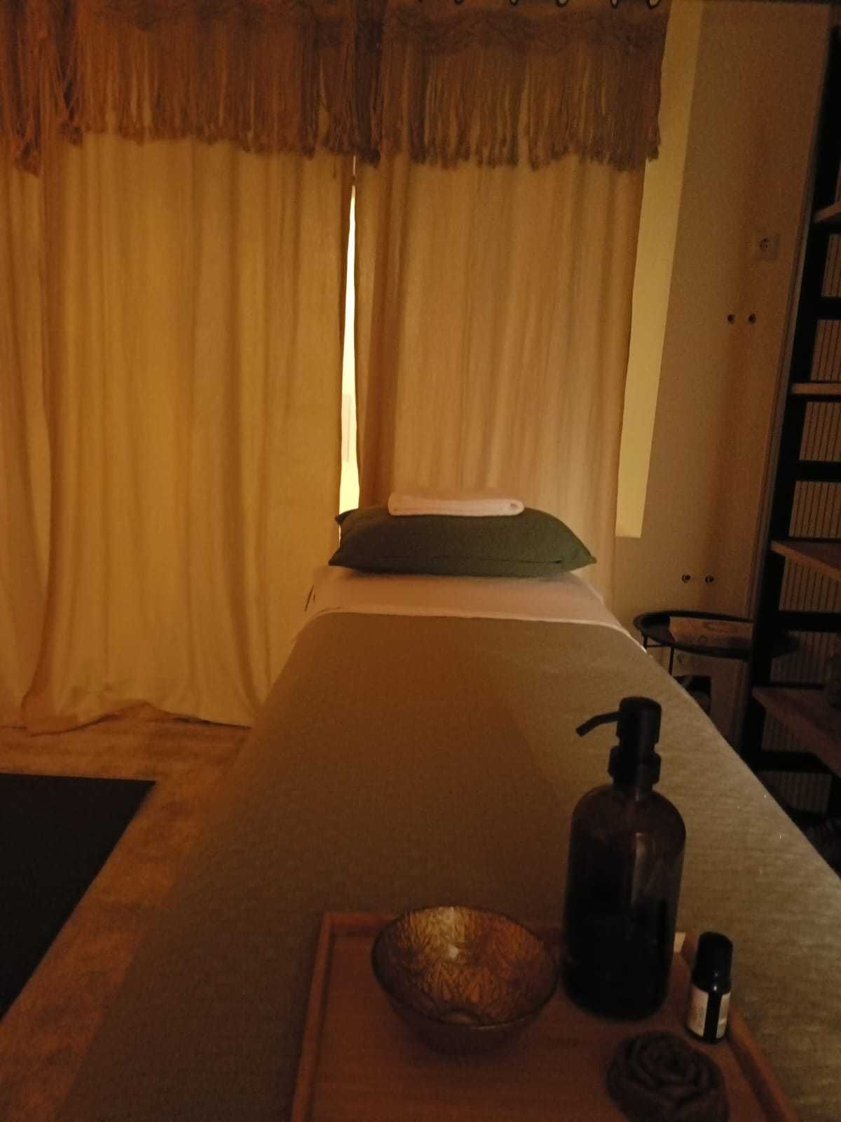 Massagens, limpezas, babysitter - Para mulheres que se querem sentir c