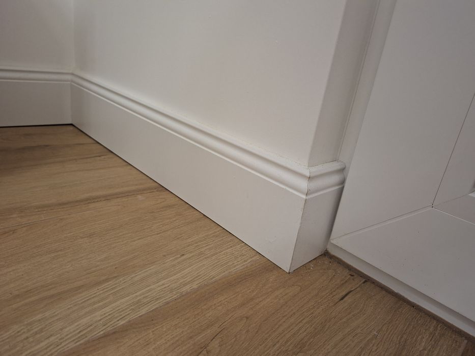Listwa przypodlogowa biała MDF 12 cm