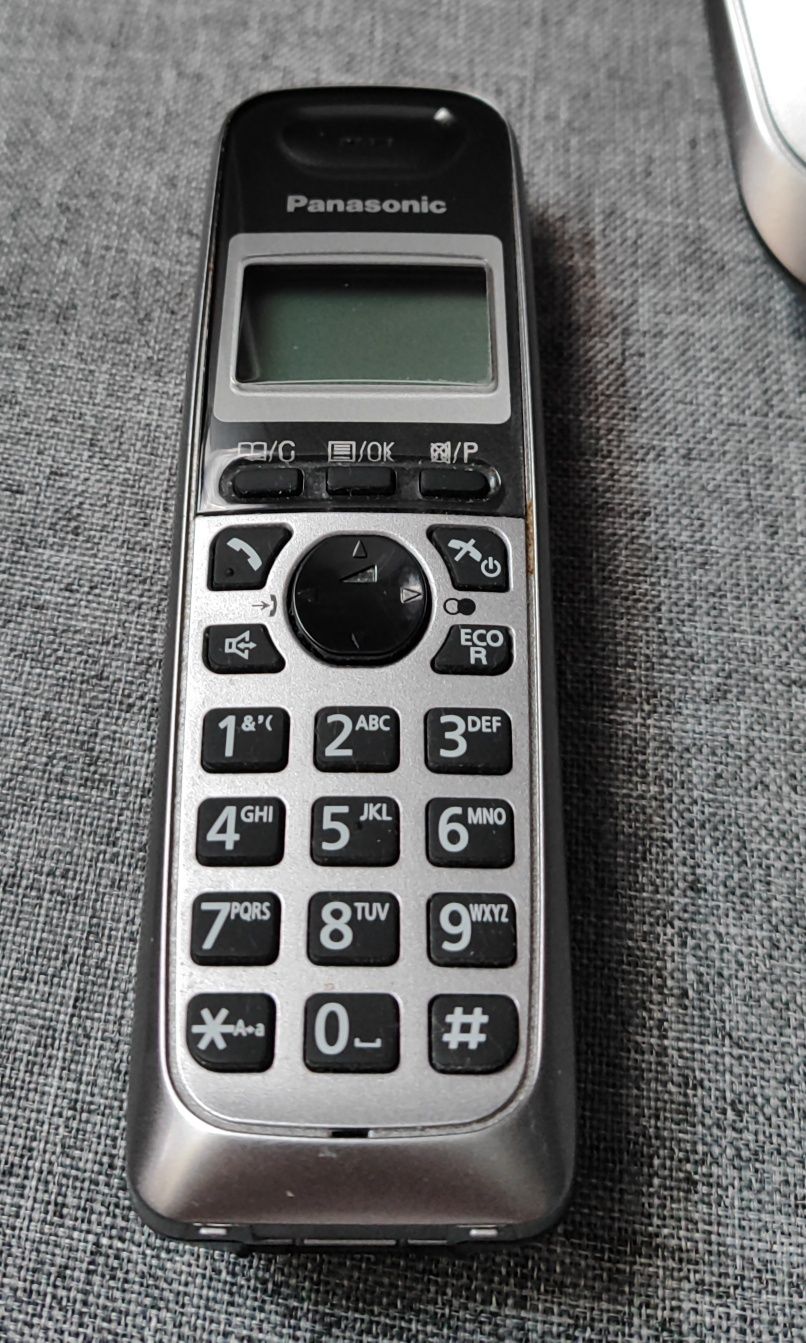 Telefon stacjonarny bezprzewodowy Panasonic KX TG2511