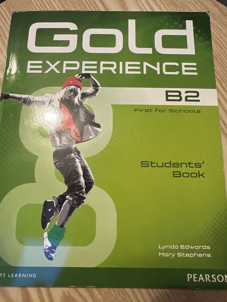 Gold Experience B2 Students Book